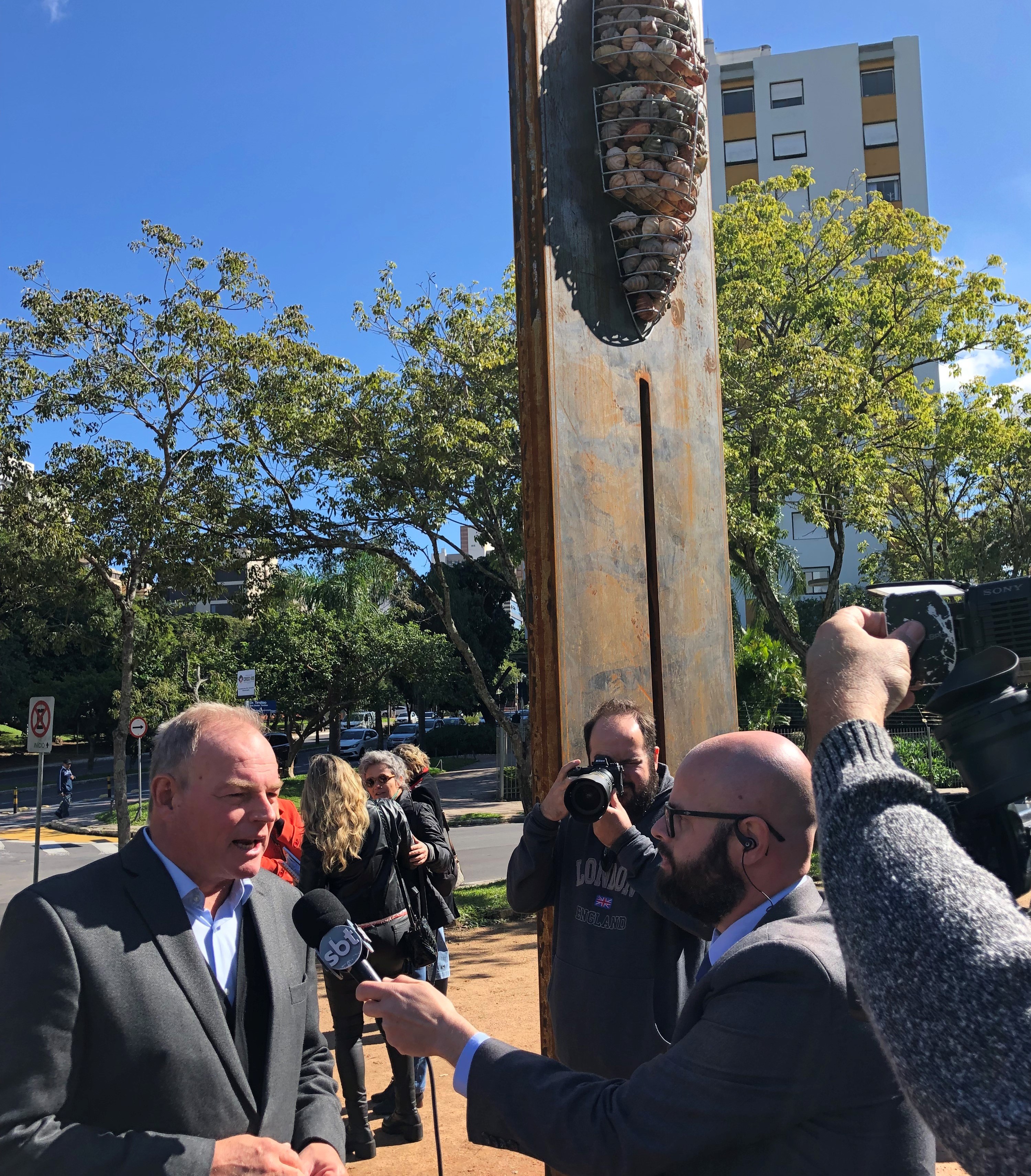 André Bier Gerdau Johannpeter participa de evento de lançamento da escultura comemorativa aos 250 anos de Porto Alegre (RS)